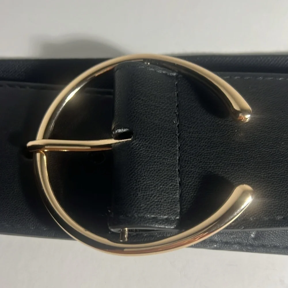 Nine West black elastic belt size M/L